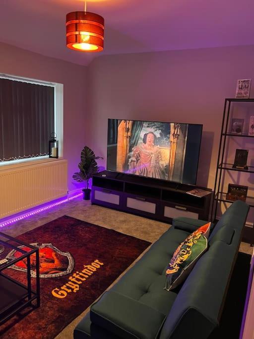 Potters Hideout- 2 Bedroom 2 Bathroom Apartment Watford  Exterior photo